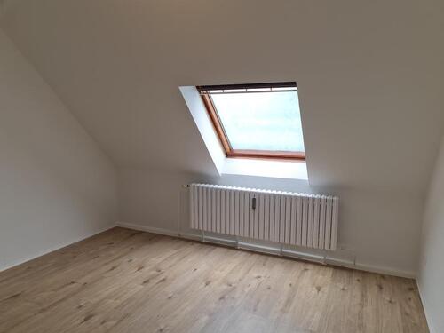 Foto - 2 Zimmer Dachgeschoßwohnung zur Miete in Duisburg
