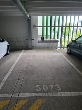 Foto - Stellplatz in sauberem privatem Parkhaus