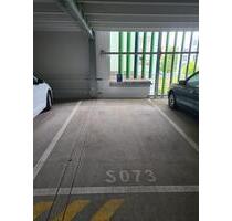 Stellplatz in sauberem privatem Parkhaus - Gießen