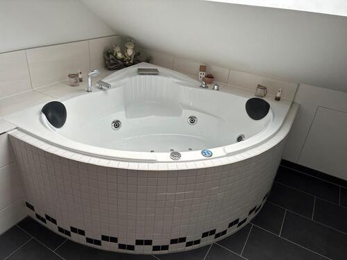 Foto - Moderne Dachgeschosswohnung in Wesseling Urfeld