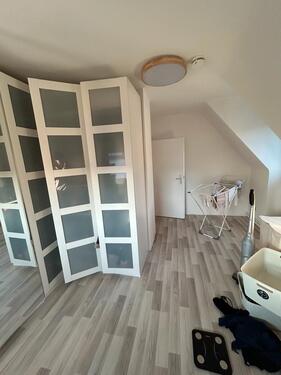 Foto - 3 Zimmer Dachgeschoßwohnung zur Miete in Wiesbaden