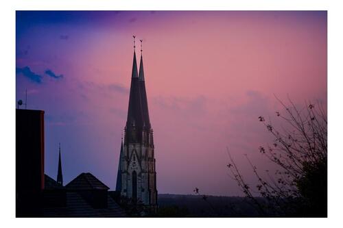 Foto - Freistehendes Haus zu verkaufen - renovierungsbedürftig s. Info