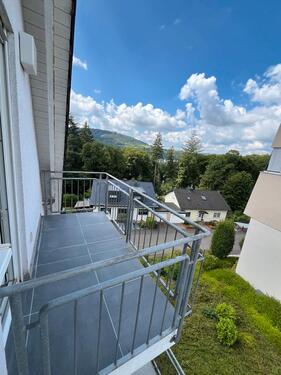 Foto - Lichtdurchflutete DG Wohnung nach umfangreicher Renovierung