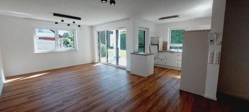 Foto - Moderne lichtdurchflutete Erdgeschosswohnung mit Terrasse