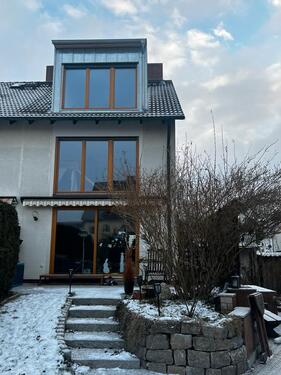 Foto - Familienfreundliches REH in Forchheim