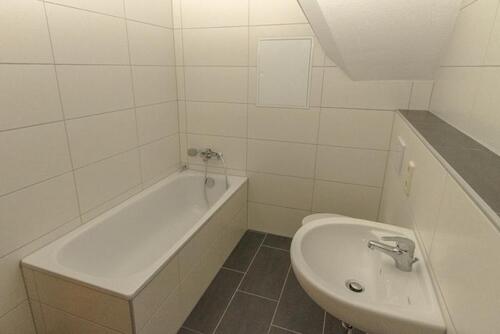 Foto - Gemütliche 3-Raum-Dachgeschosswohnung in zentraler Lage