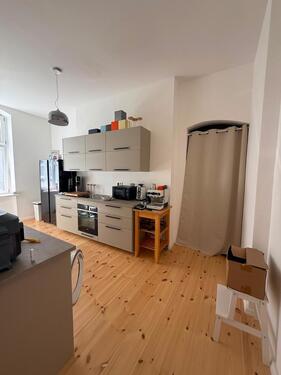 Foto - Nachmieter: 140 qm sanierter Altbau, 4 Zi., Balkon & TG