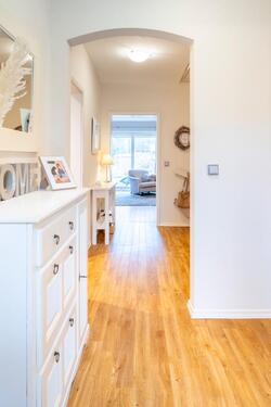 Foto - Gepflegtes Reihenmittelhaus mit Wintergarten,Carport & Vollkeller