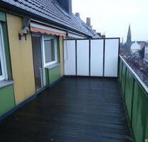 möbliert. Terrassen-Apartment mit Wohnküche. TH+FH+Flughafen+Zentrum gut erreichbar. - Köln Kalk