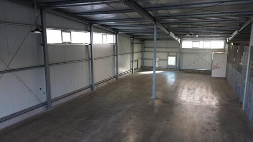 Foto - Im Gewerbepark: Moderne Halle mit ca. 344m² und AußenlagerStellplatzfläche mit 400m² zur Miete!