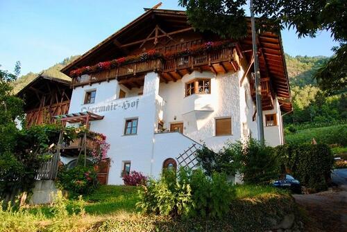Foto - Ferienwohnung in Südtirol, Blick auf Meran und die Berge
