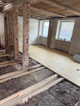 Foto - Wohnung 2,5 Zimmer - Erstbezug - neu saniert - DS Zentral