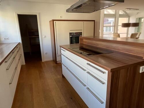 Foto - Zweigeschossige 6-Zimmer Wohnung mit Top-Ausstattung in MOD