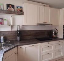 Helles freundliches Reihenmittelhaus in Waldbronn, Garten, Garage