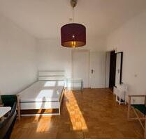 WG Zimmer privat 410 - 410,00&nbsp;EUR Kaltmiete, ca.&nbsp; 13,00&nbsp;m&sup2; in Karlsruhe (PLZ: 76131) Innenstadt-Ost