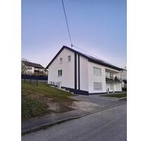 Dachgeschosswohnung - 850,00&nbsp;EUR Kaltmiete, ca.&nbsp; 104,00&nbsp;m&sup2; in Bissingen (PLZ: 86657)