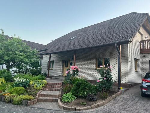 Foto - Einfamilienhaus zu verkaufen - 420.000,00&nbsp;EUR Kaufpreis, ca.&nbsp; 160,00&nbsp;m&sup2;