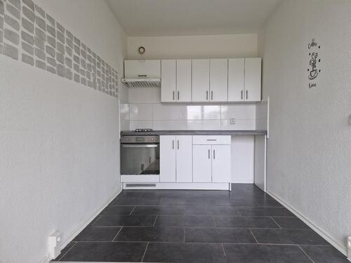 Foto - Wohnen mit Stil: Charmantes Apartment mit Einbauküche und großzügigem Balkon