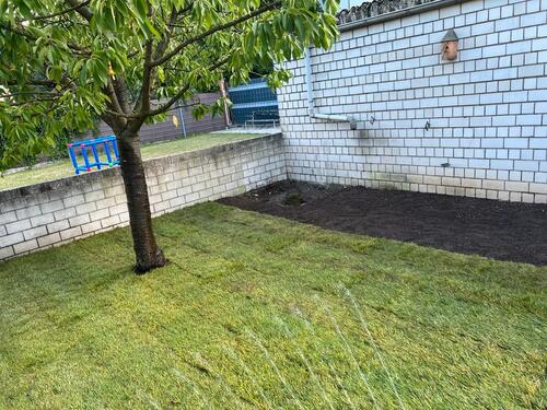 Foto - Wohnung mit Großer Terasse, Garten und 2 räume im Dachgeschoss.