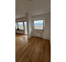 *Provisionsfrei* Wohnung in Limburgerhof mit Balkon