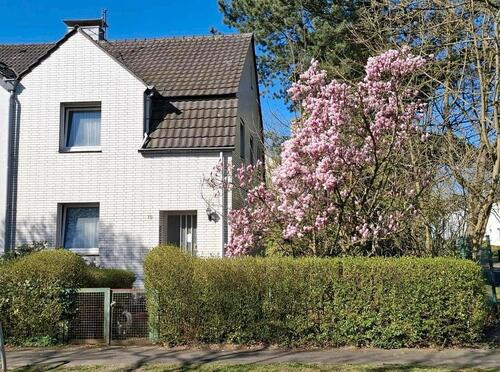 Foto - Hübsches kleines Häuschen mit Garten in Mönchengladbach-Lürrip
