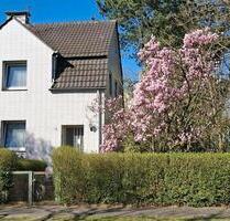 Hübsches kleines Häuschen mit Garten in Mönchengladbach-Lürrip
