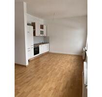 Tolle 1,5 Raumwohnung mit Einbauküche! - Chemnitz Bernsdorf