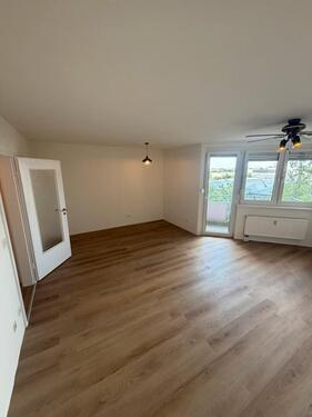 Foto - Große 1-Zimmer Wohnung. Bezugsfertig !