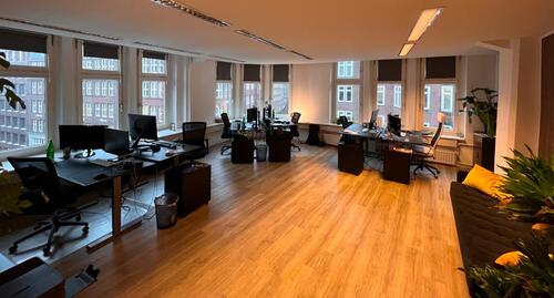 Foto - Coworking Arbeitsplatz Büroplatz Hamburg Innenstadt Altstadt - All-in-Miete