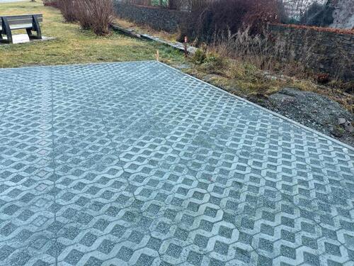 Foto - Stehllplätze. Auto Parkplatz zu Mieten und Verpachtung