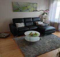 Gemütliche Wohnung 2,5 Zimmer mit Balkon, Garage und Gartenanteil - Darmstadt Eberstadt