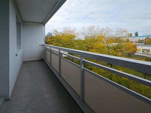 Foto - Modern, hell & mit großem Balkon: 3-Zimmer-Traum für junge Stadtmenschen
