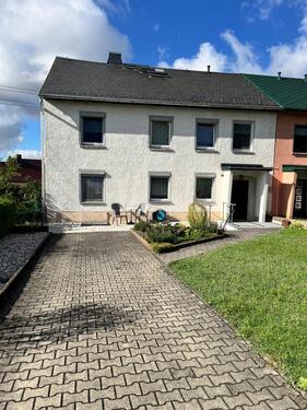 Foto - Vor Weihnachten ins eigene Heim ?