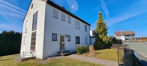 Foto - Freistehendes Haus mit schönem Garten und viel Platz