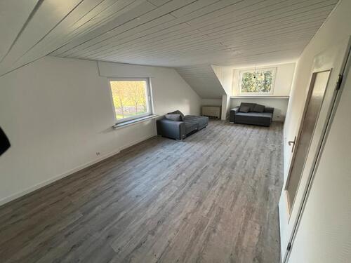 Foto - Einzimmerwohnung Neu Saniert - 890,00&nbsp;EUR Kaltmiete, ca.&nbsp; 50,00&nbsp;m&sup2;