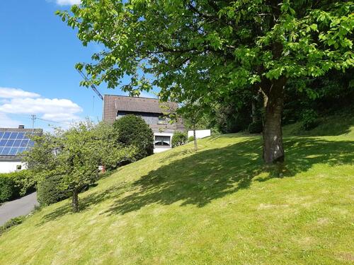 Foto - freistehendes Einfamilienhaus, nahe Zentrum Engelskirchen