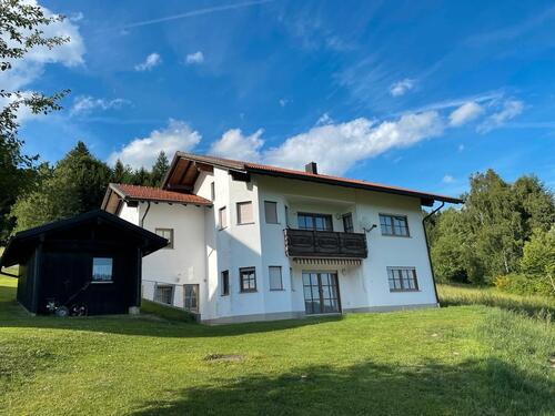 Foto - Einfamilienhaus mit Einliegerwohnung