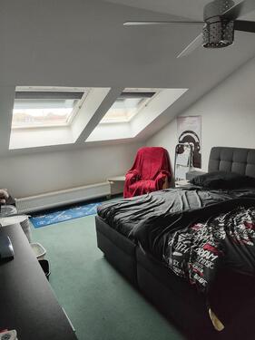 Foto - Helle Dachgeschosswohnung mit Aufzug und Balkon in Buer