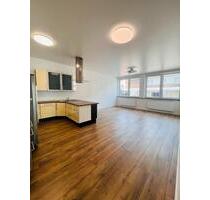 Schöne neu sanierte Wohnung in Waldmohr - Bruchmühlbach-Miesau