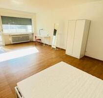 Helles, großes WG Zimmer - 600,00&nbsp;EUR Kaltmiete, ca.&nbsp; 80,00&nbsp;m&sup2; in Nürnberg (PLZ: 90459) Rabus