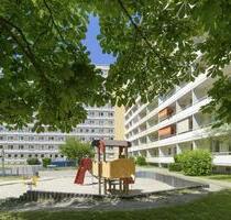 2-Raumwohnung mit 2 Balkonen und Aufzug im Stadtzentrum - Hoyerswerda