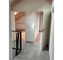 Sehr schöne 4-Zimmer Wohnung auf 2 Ebenen in Ampfing - Erding