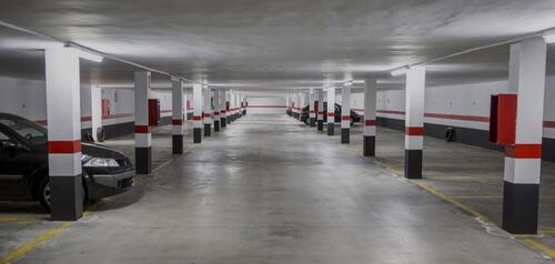 Foto - Köln Lindenthal: Tiefgaragen-Stellplatz Wiener weg 1 Lindenthal