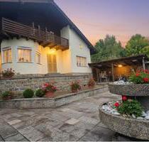 Freist. EF Haus in Cham BESICHTIGUNG 7.8. März Provisionsfrei