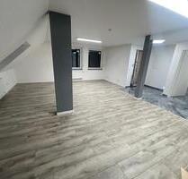 Großzügige 165 m2 Duplex-Wohnung in Mötzingen