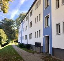 Hübsche 2-Zi-EG.-Whg. mit Einbauküche und Balkon - Mettmann