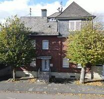 Großzügiges Mehrgenerationenhaus WG-geeignet Ideal für Träger - Siegen Weidenau