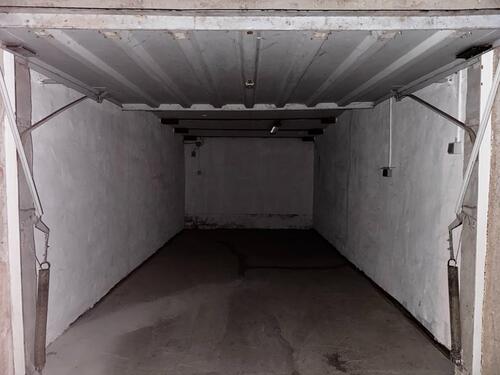 Foto - Vermiete grosse Garage - 120,00 EUR Miete,