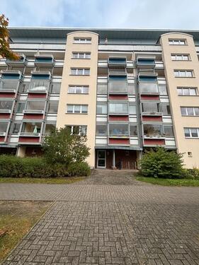 Foto - Helle 2 Raumwohnung mit Stellplatz und Fahrstuhl zu vermieten