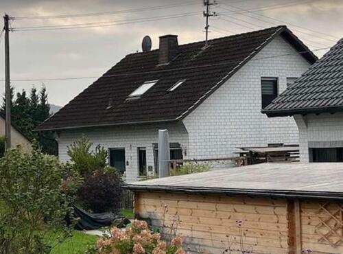 Foto - Familienfreundliches Haus mit Garten und Pool zu vermieten